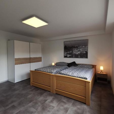 Moderne Wohnung Mit Terrasse Und Eigenem Zugang. Remscheid Zewnętrze zdjęcie
